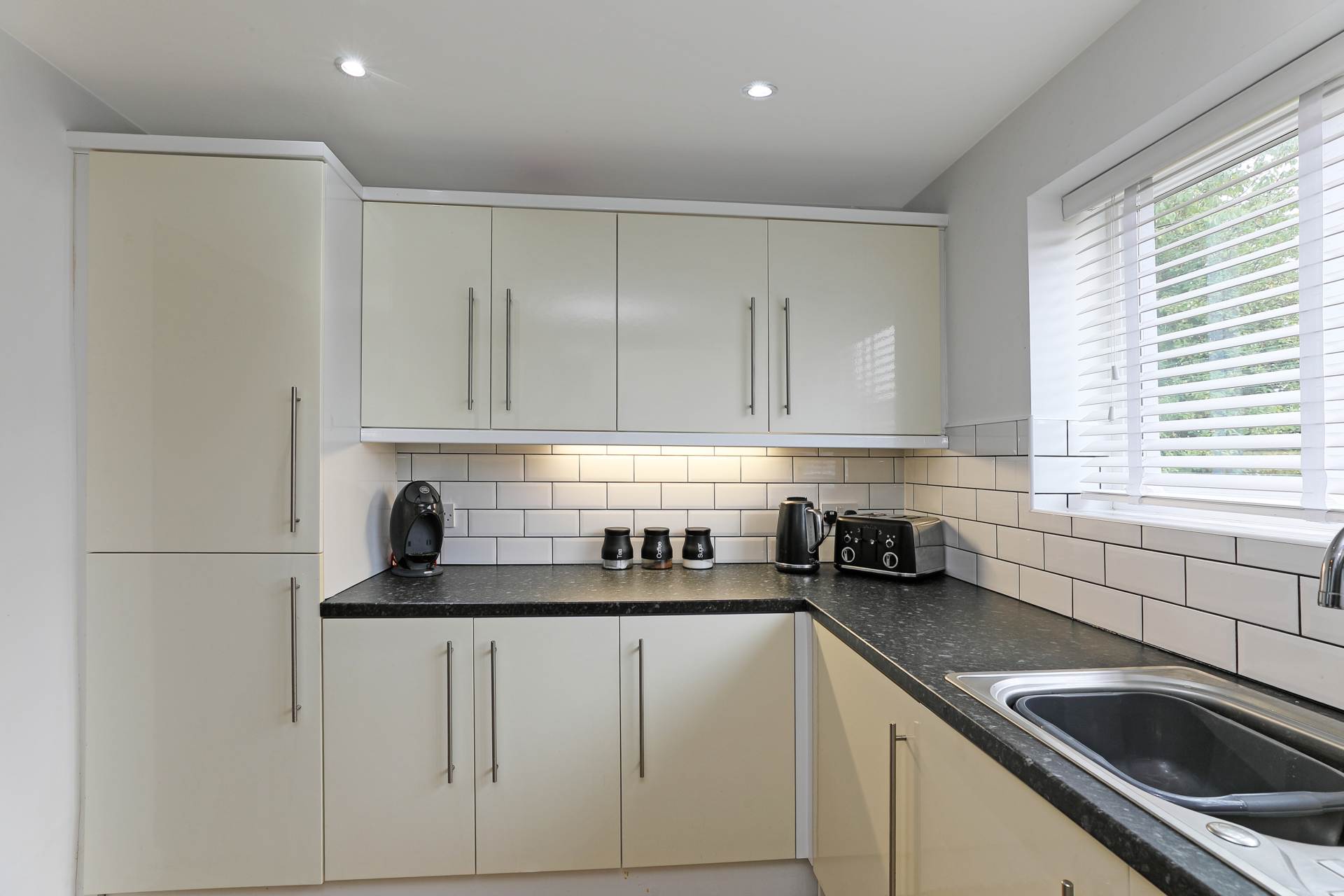 Additional Property Image 2 bedroom End of Terrace for sale in Batley 6