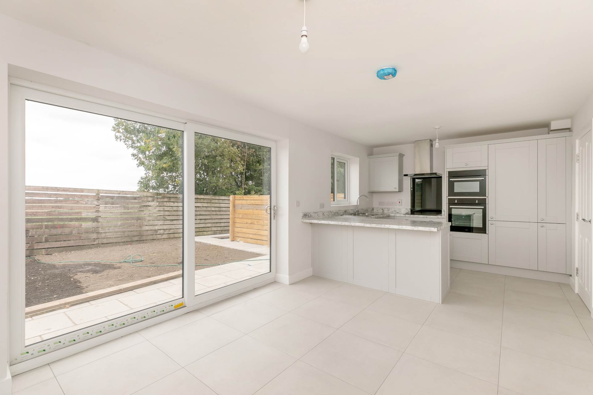 Additional Property Image 5 bedroom Detached to rent in Dewsbury 6
