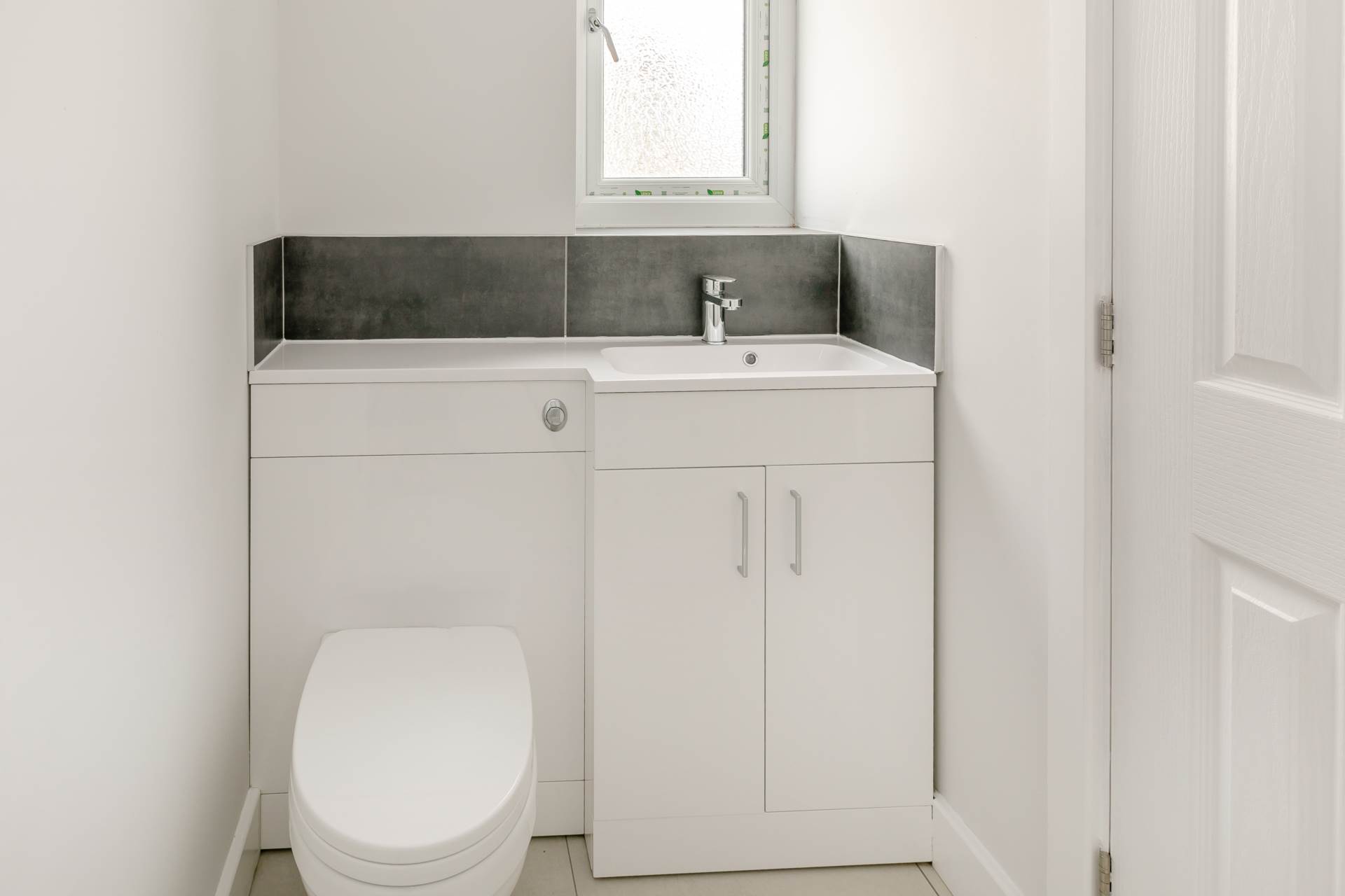 Additional Property Image 5 bedroom Detached to rent in Dewsbury 11