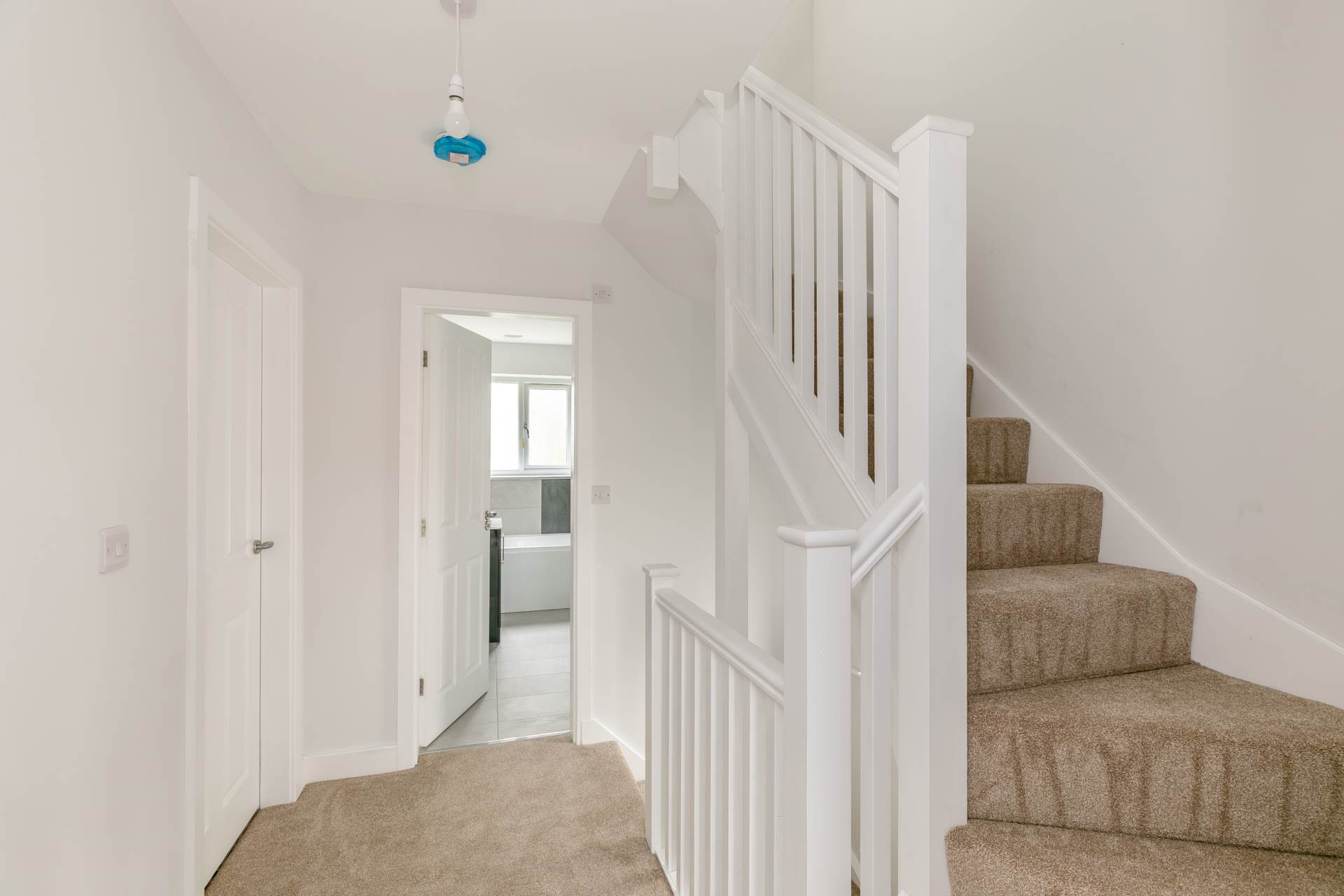 Additional Property Image 5 bedroom Detached to rent in Dewsbury 19
