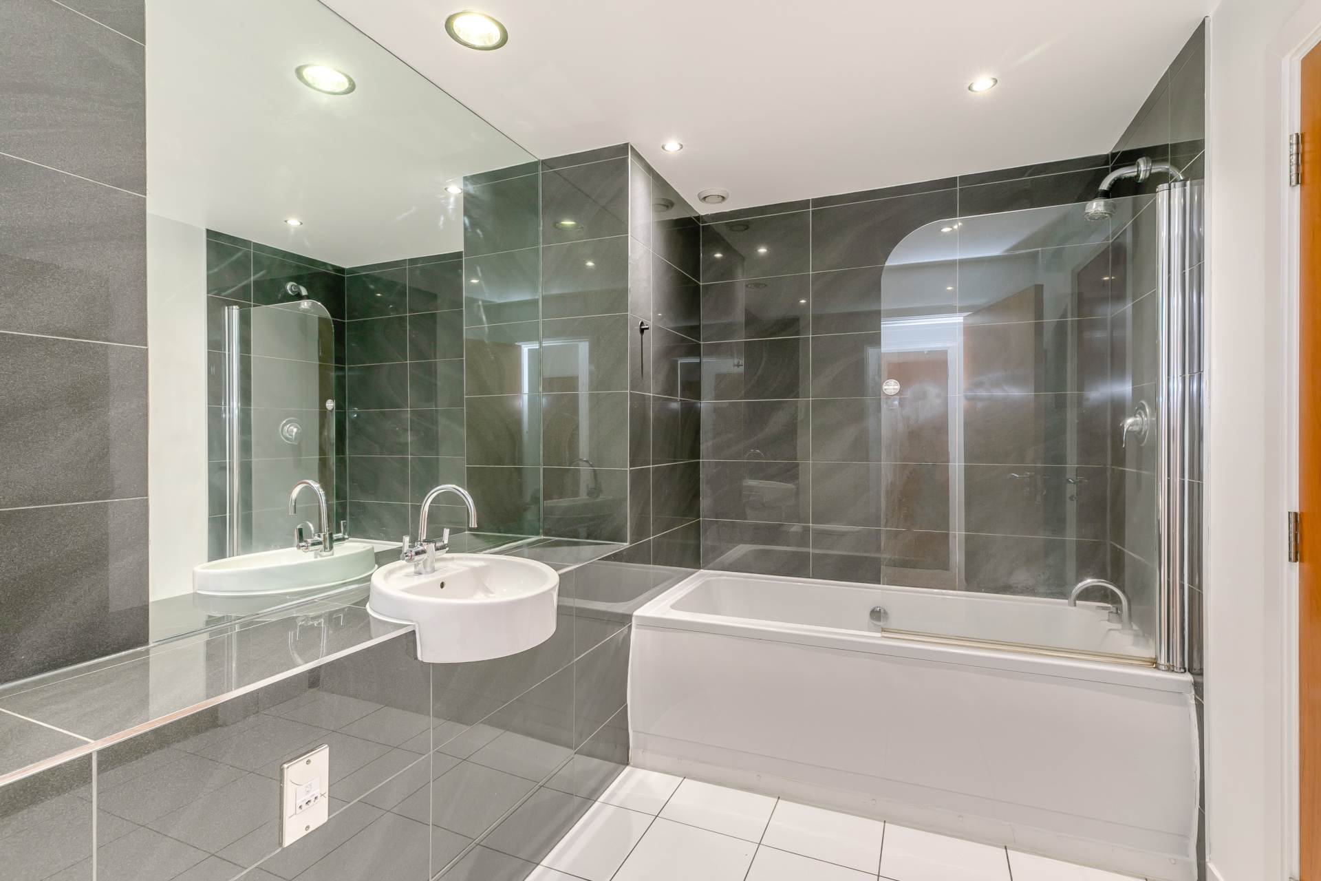Additional Property Image 2 bedroom Apartment to rent in Bradford 6