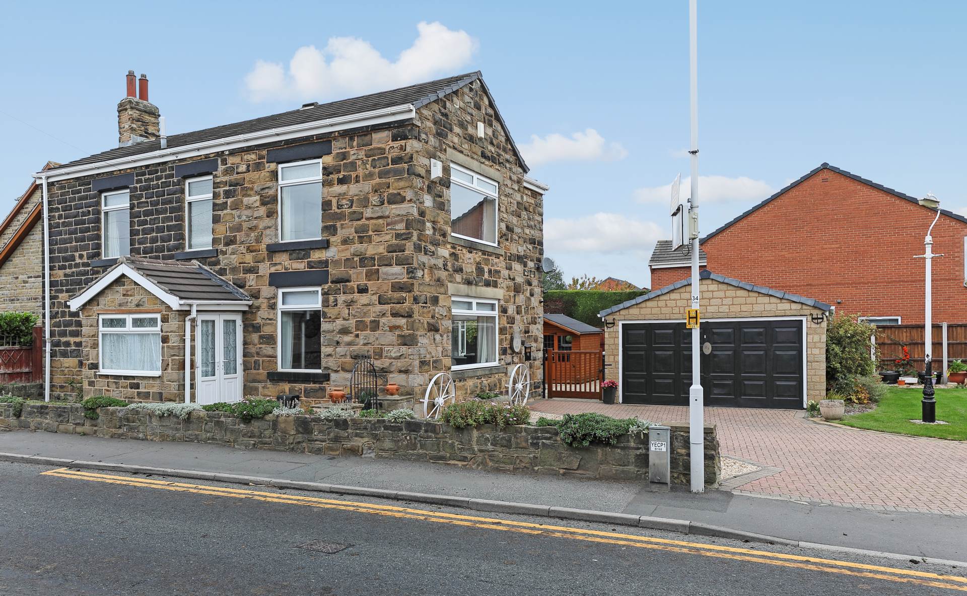 Additional Property Image 3 bedroom Detached to rent in Wakefield 24