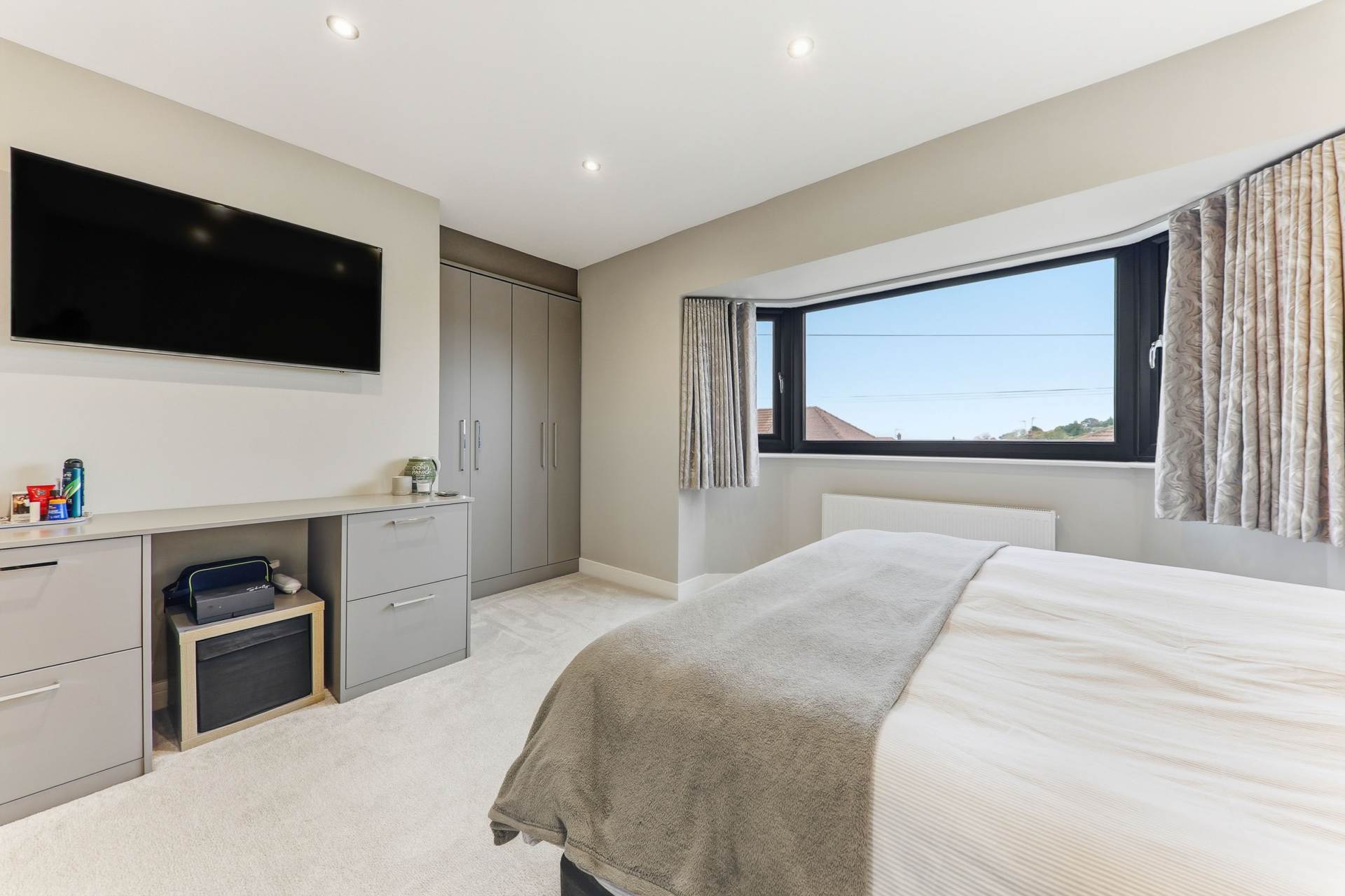Additional Property Image 2 bedroom Semi Detached for sale in Leeds 8