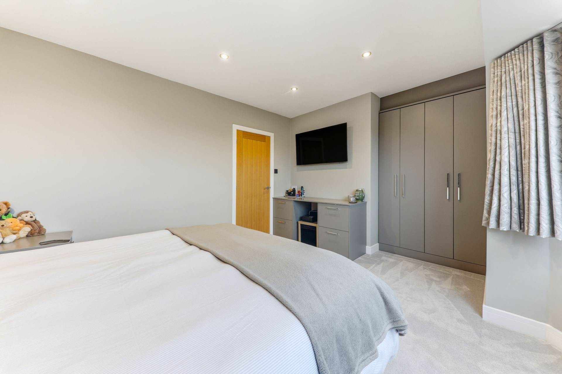 Additional Property Image 2 bedroom Semi Detached for sale in Leeds 9