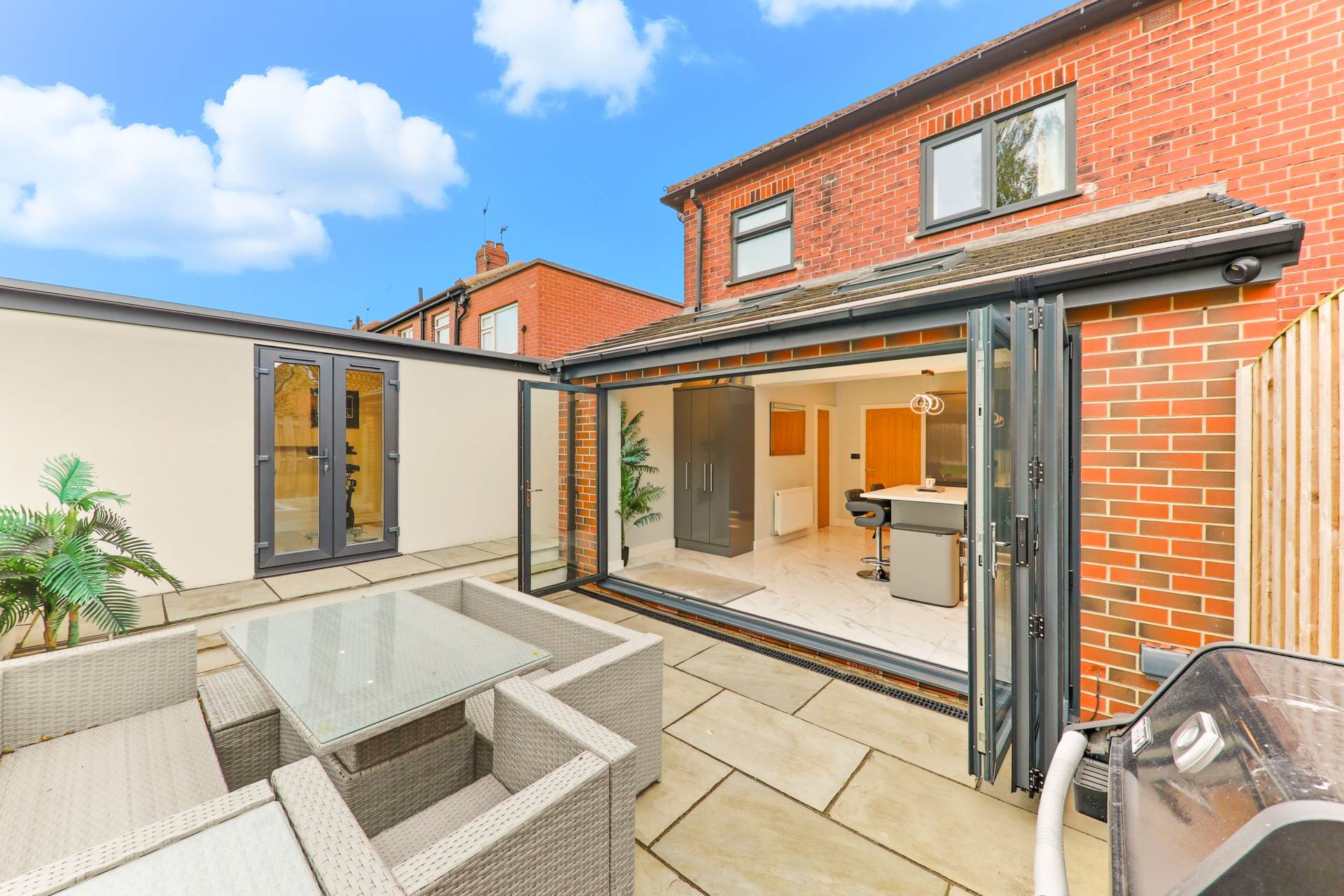 Additional Property Image 2 bedroom Semi Detached for sale in Leeds 12