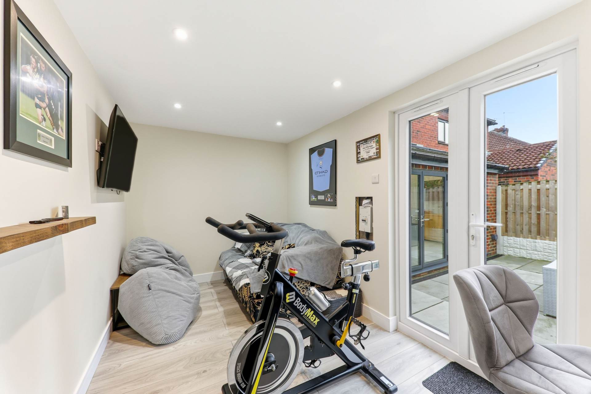 Additional Property Image 2 bedroom Semi Detached for sale in Leeds 13