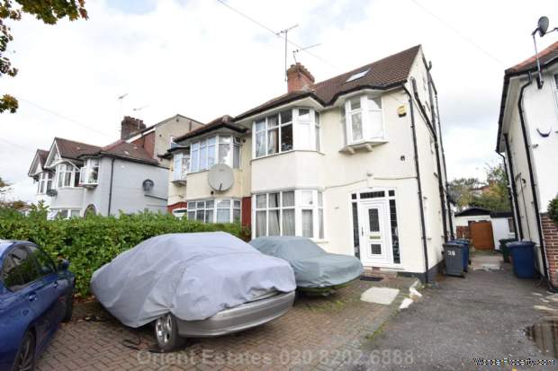4 bedroom Semi Detached for sale in London