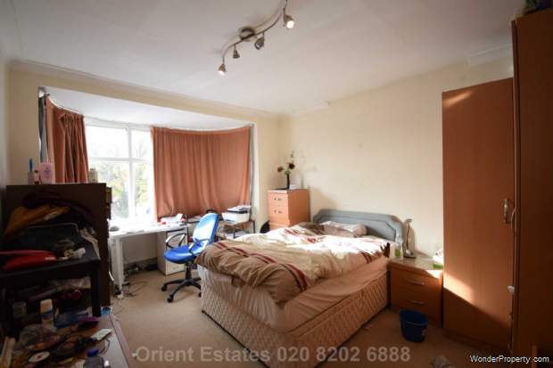 Additional Property Image 4 bedroom Semi Detached for sale in London 7