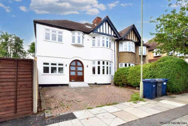 5 bedroom Semi Detached for sale in London