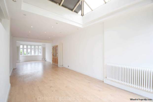 Additional Property Image 5 bedroom Semi Detached for sale in London 3