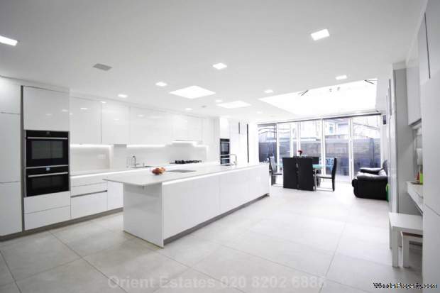 Additional Property Image 5 bedroom Semi Detached for sale in London 3