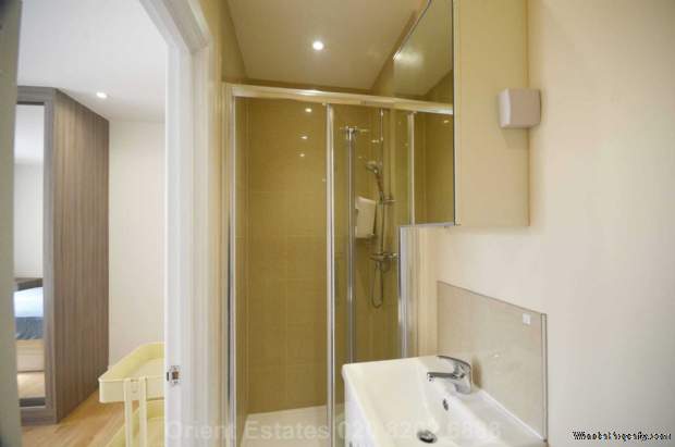 Additional Property Image 3 bedroom Flat for sale in London 8
