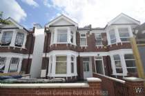 3 bedroom Flat for sale in London