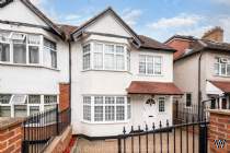 5 bedroom Semi Detached for sale in London