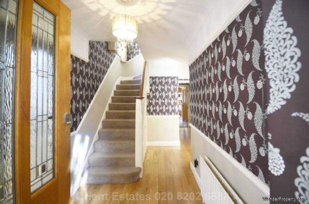 Additional Property Image 4 bedroom Detached for sale in London 2