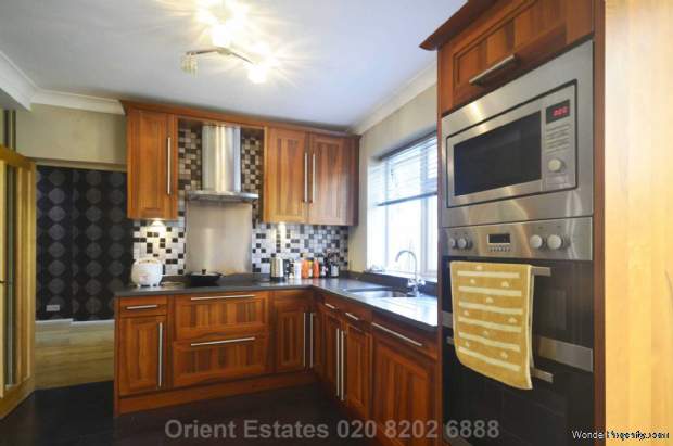 Additional Property Image 4 bedroom Detached for sale in London 4