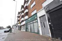 3 bedroom Flat for sale in London