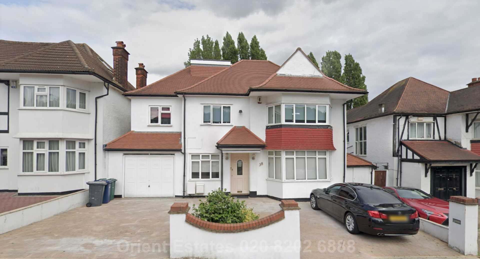 7 bedroom Detached for sale in London