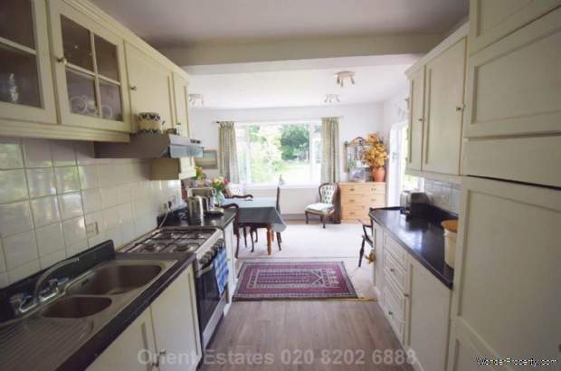 Additional Property Image 4 bedroom Semi Detached for sale in London 3