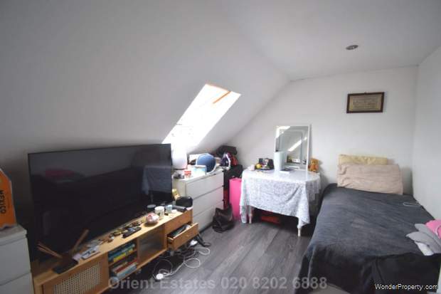 Additional Property Image 1 bedroom Flat for sale in London 3