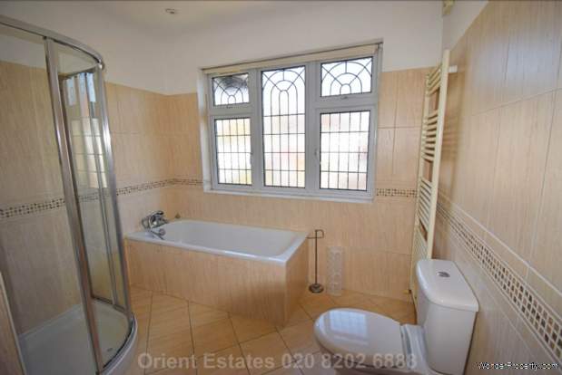Additional Property Image 4 bedroom Detached for sale in London 6