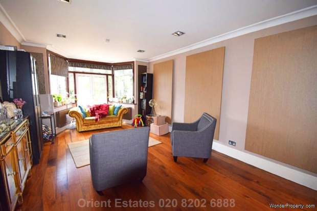 Additional Property Image 4 bedroom Detached for sale in London 2