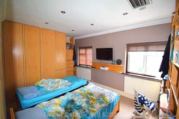 Additional Property Image 4 bedroom Detached for sale in London 4