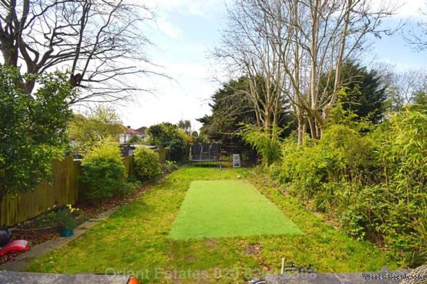 Additional Property Image 4 bedroom Detached for sale in London 7