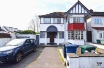 4 bedroom Detached for sale in London