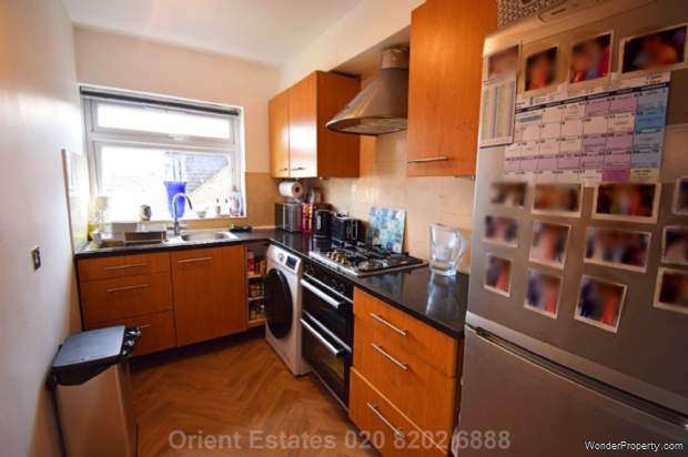 Additional Property Image 2 bedroom Flat for sale in London 3