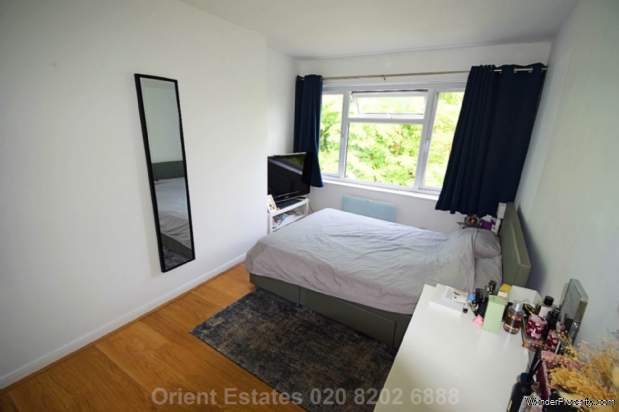 Additional Property Image 2 bedroom Flat for sale in London 4