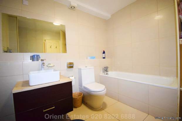 Additional Property Image 3 bedroom Flat for sale in London 6