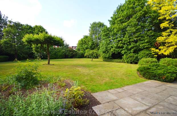 Additional Property Image 3 bedroom Flat for sale in London 9