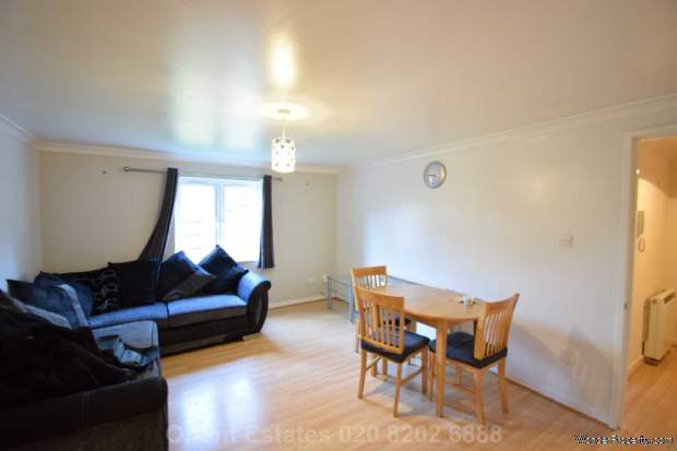 Additional Property Image 1 bedroom Flat for sale in London 3