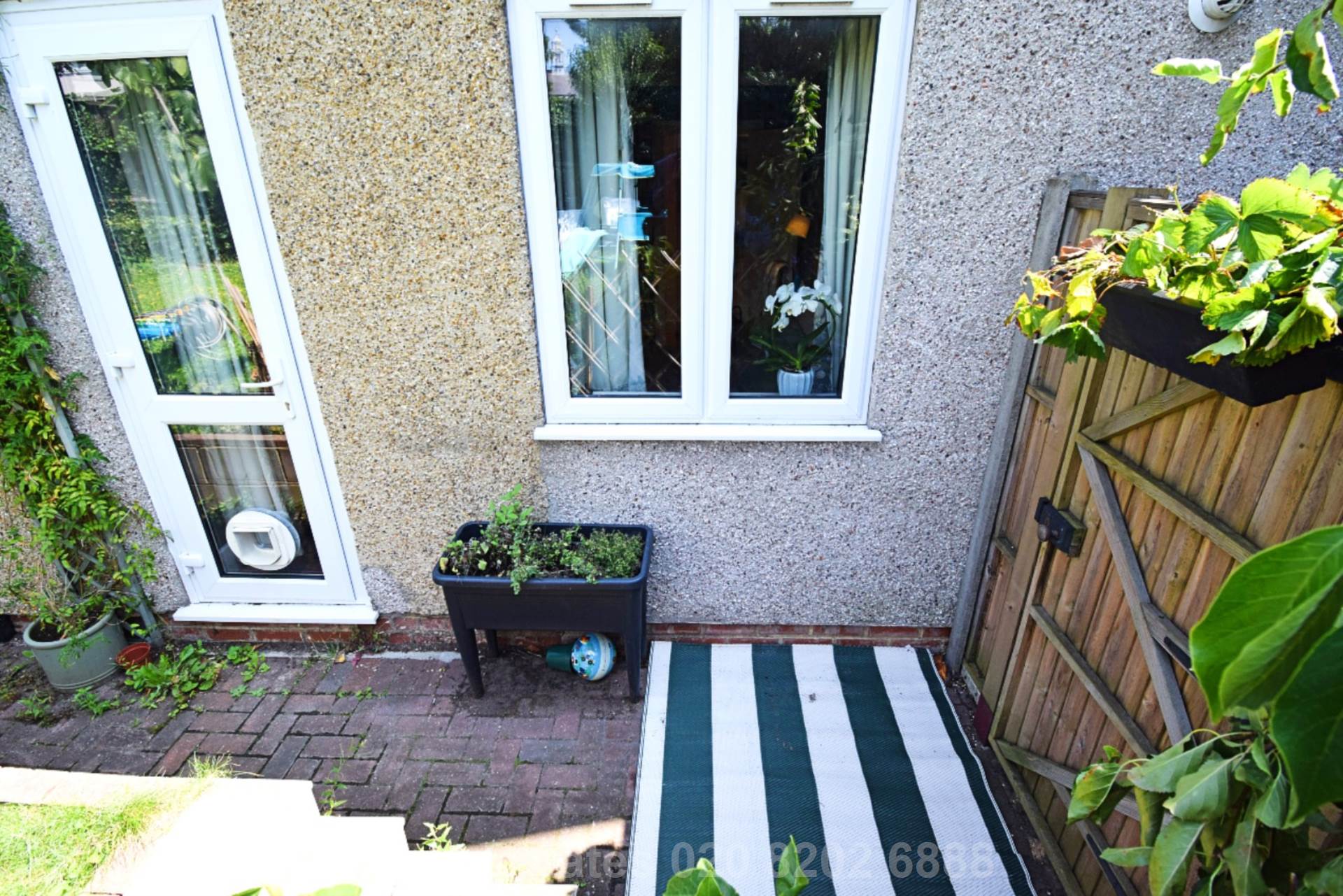 Additional Property Image 2 bedroom Apartment for sale in London 7