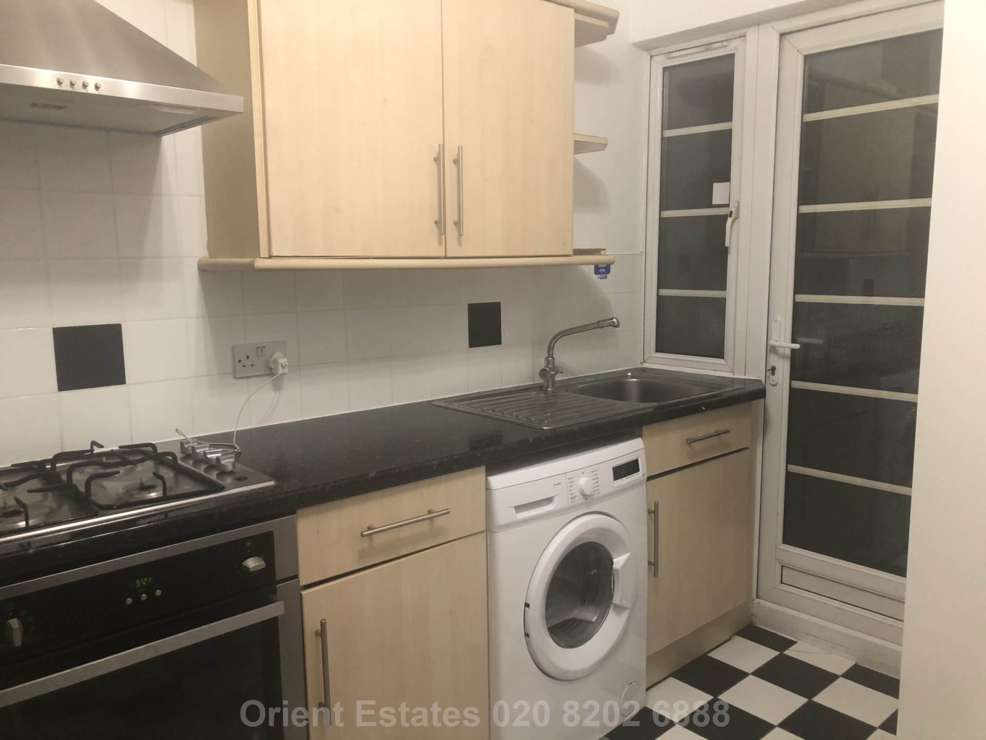 Additional Property Image 3 bedroom Flat to rent in London 9