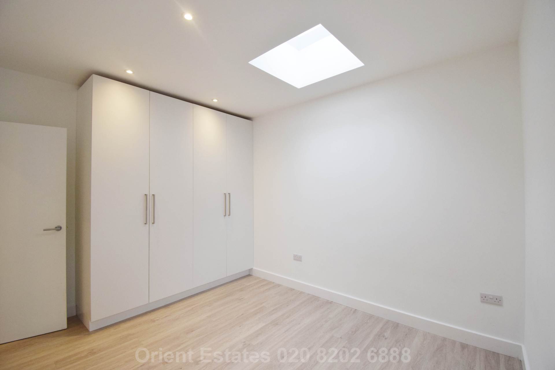 Additional Property Image 4 bedroom Bungalow to rent in London 5