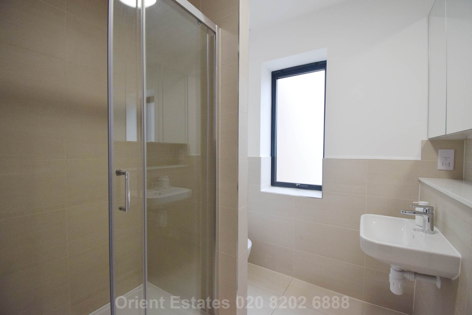 Additional Property Image 4 bedroom Bungalow to rent in London 9
