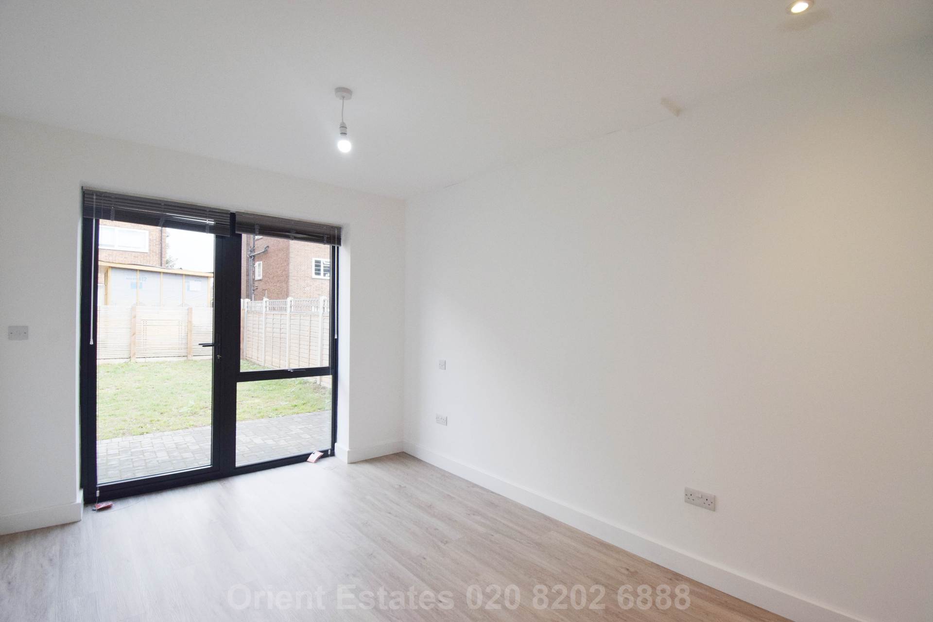 Additional Property Image 4 bedroom Bungalow to rent in London 13