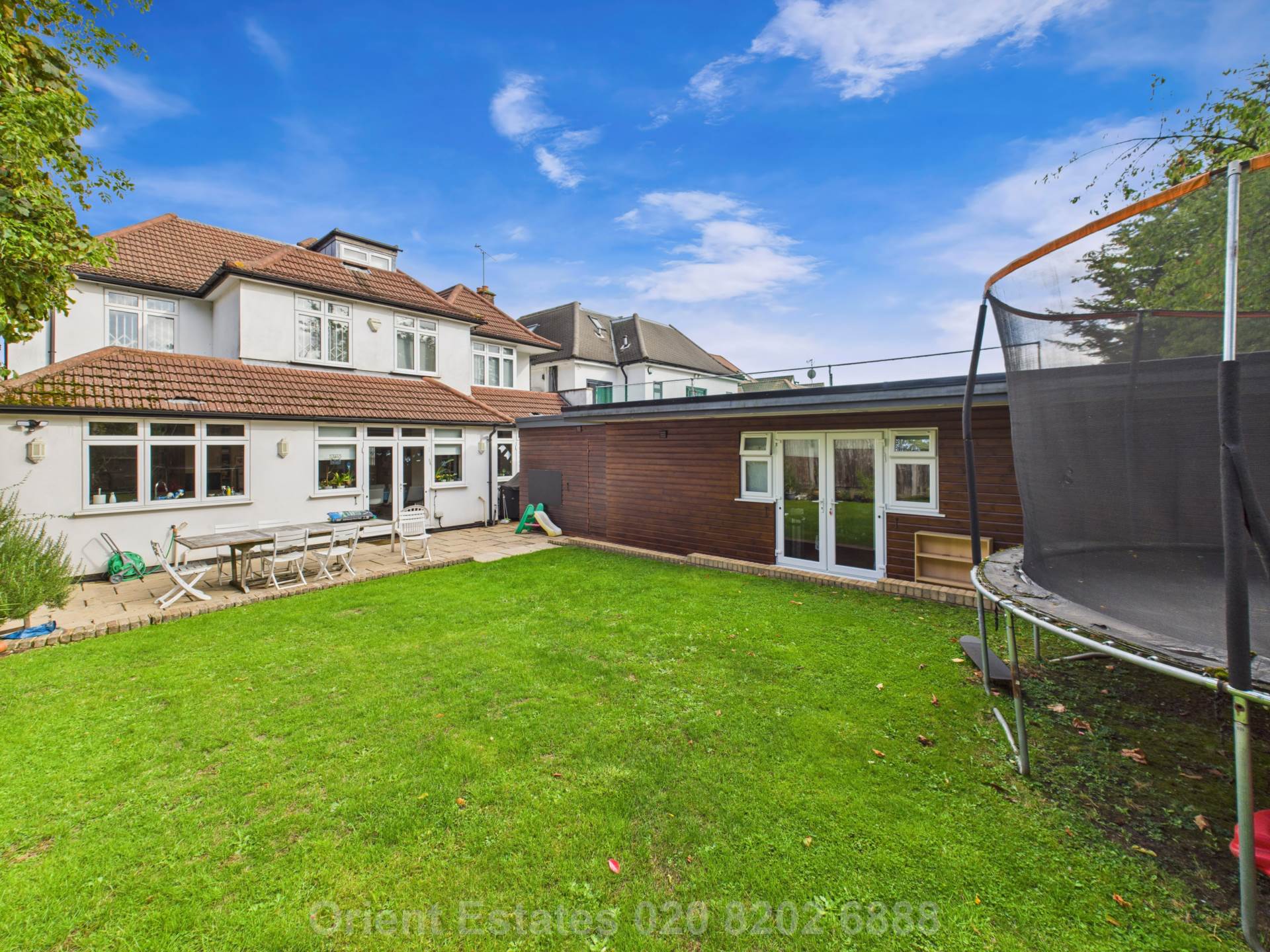 Additional Property Image 6 bedroom Detached for sale in London 10