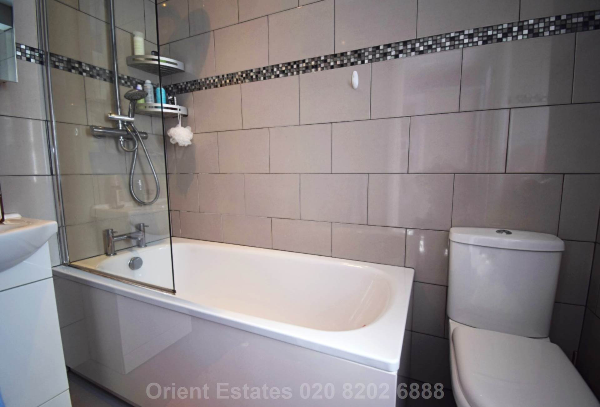 Additional Property Image 5 bedroom Detached for sale in London 7
