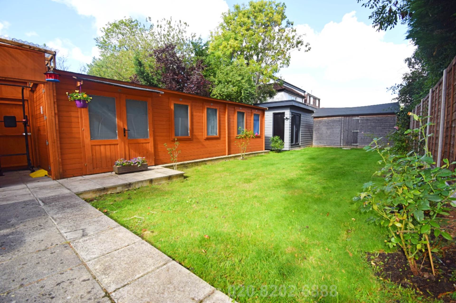 Additional Property Image 5 bedroom Detached for sale in London 12