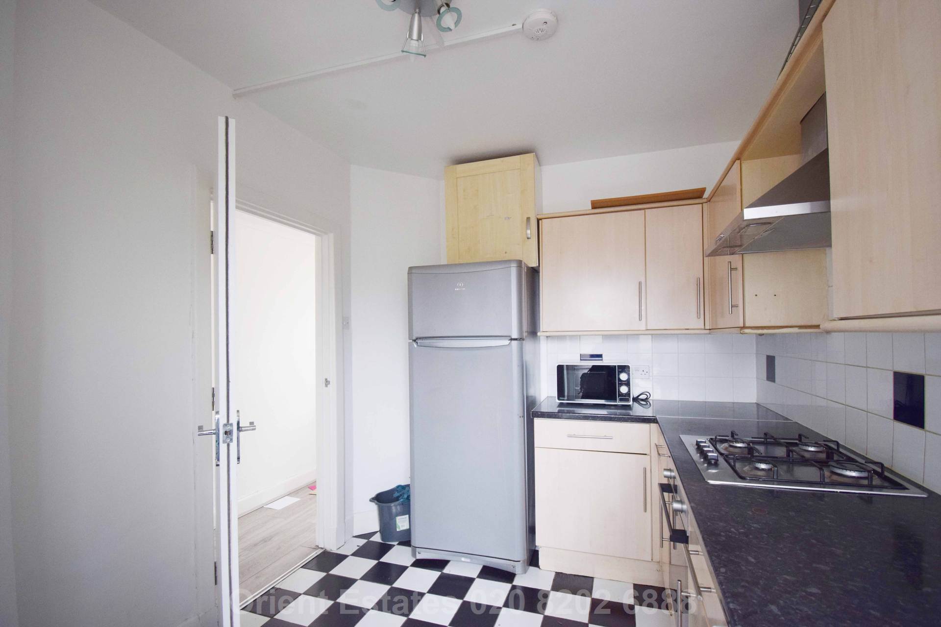 Additional Property Image 3 bedroom Flat to rent in London 7