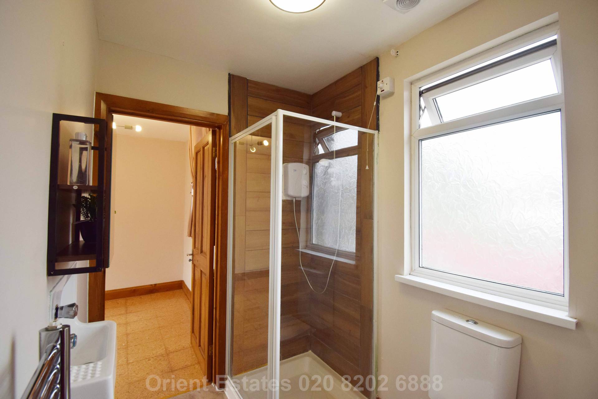 Additional Property Image 5 bedroom Bungalow to rent in London 6
