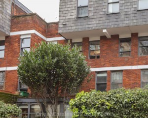 1 bedroom Flat for sale in London