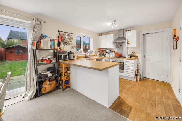 Additional Property Image 4 bedroom Detached for sale in Newton Le Willows 5