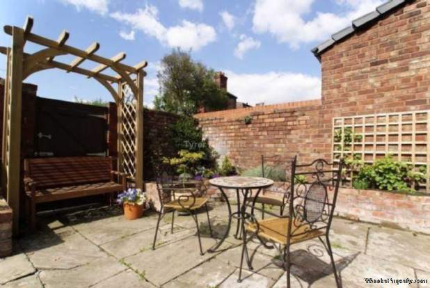 Additional Property Image 6 bedroom House for sale in Liverpool 10