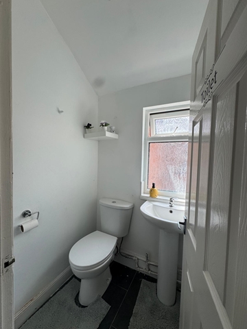 Additional Property Image 2 bedroom Terraced to rent in Smethwick 8