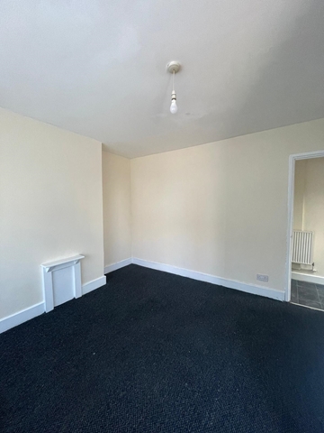 Additional Property Image 3 bedroom Semi Detached to rent in Birmingham 3