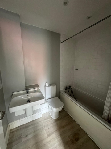 Additional Property Image 3 bedroom Semi Detached to rent in Birmingham 9